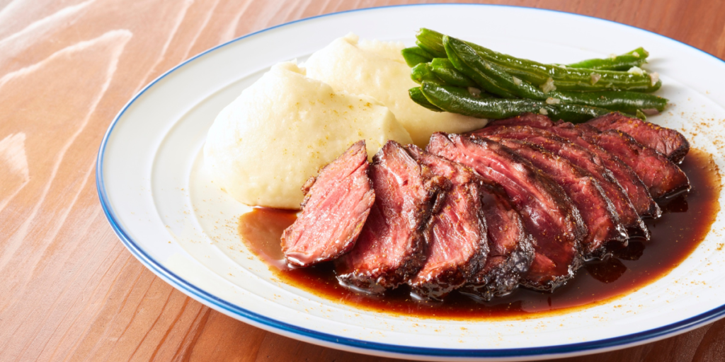 Steak Bites with Mashed Potatoes